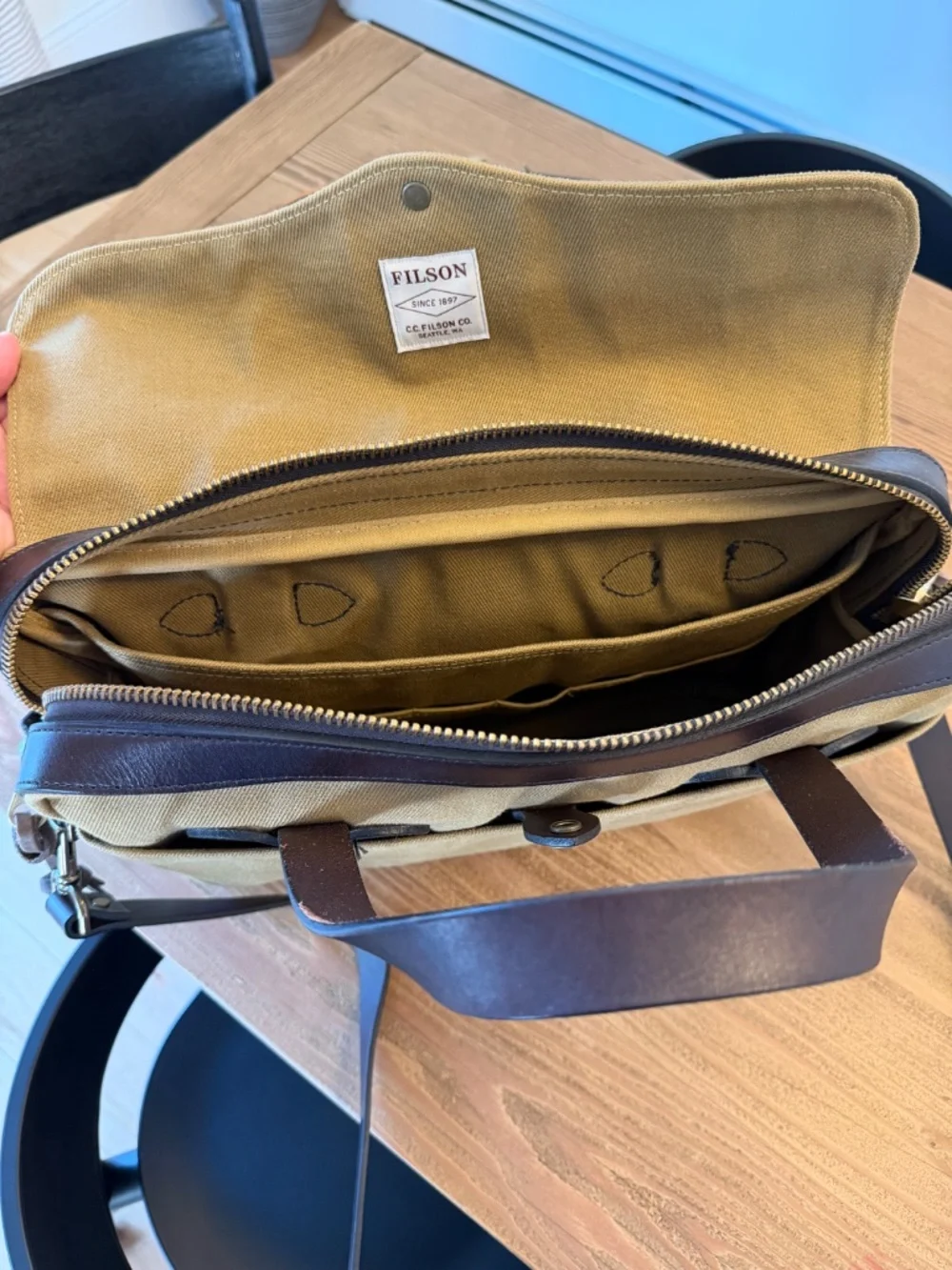 Filson Rugged Twill Original Briefcase – Barely Used